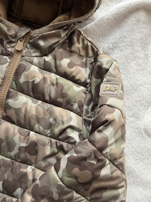 Олекотено яке Gap 4 години