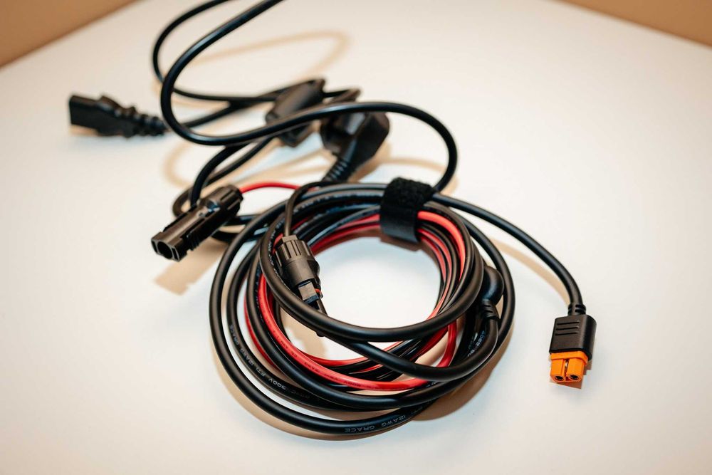 Anker SOLIX F2000 (PowerHouse 767)