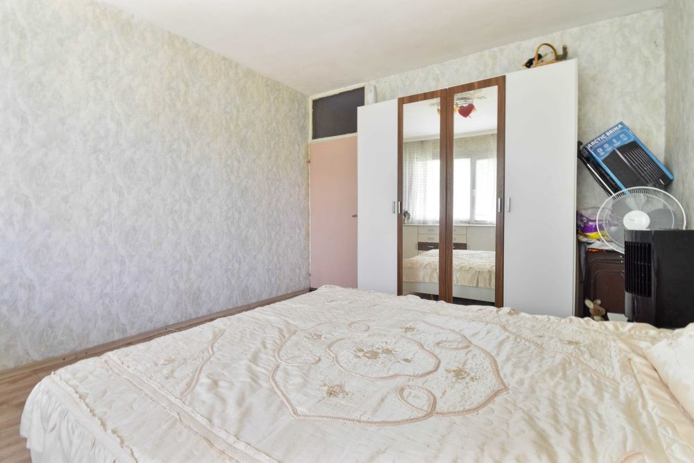 Продава се Тристаен апартамент в София, Илинден - 86 кв.м за 2500 €/кв.м - Снимка #2