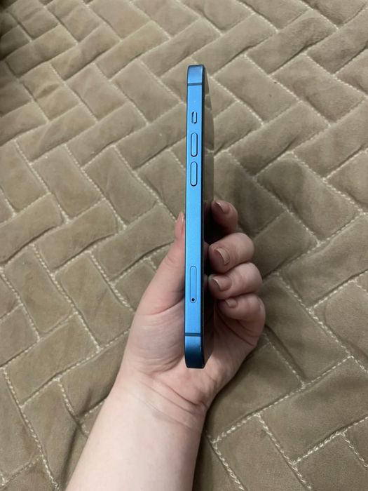 Продам IPhone 13, 128гб