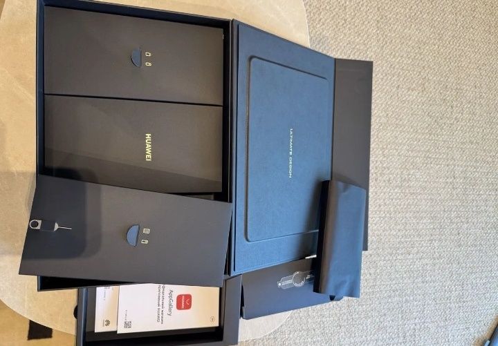 HUAWEI Mate XT Ultimate 16GB/1TB