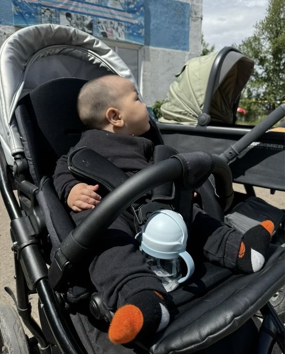 Продадим Бэху среди колясок