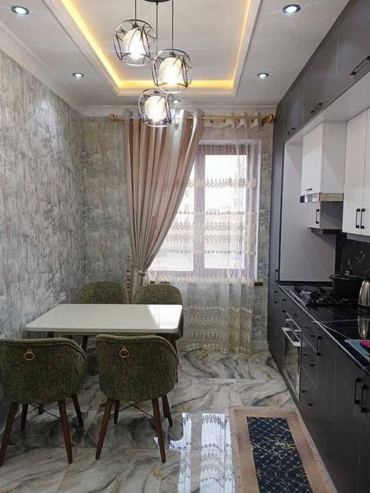 Сдается (ижарага) 2х ком кв Люкс на 2 этаже ор.Юксалиш супер маркет