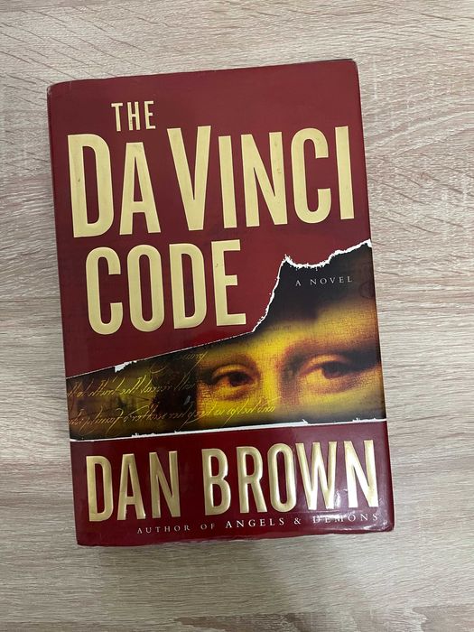 Книга The Da Vinci Code на английском языке
