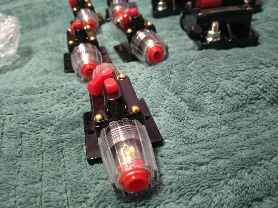 Предохранитель-автомат 12-36 В 50-300А