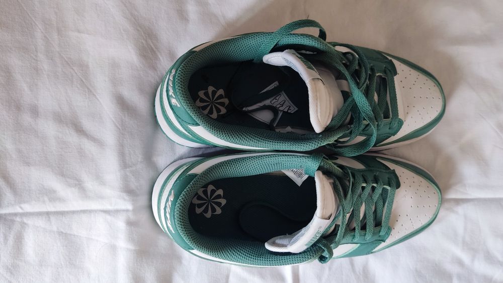 Продавам маратонки Nike