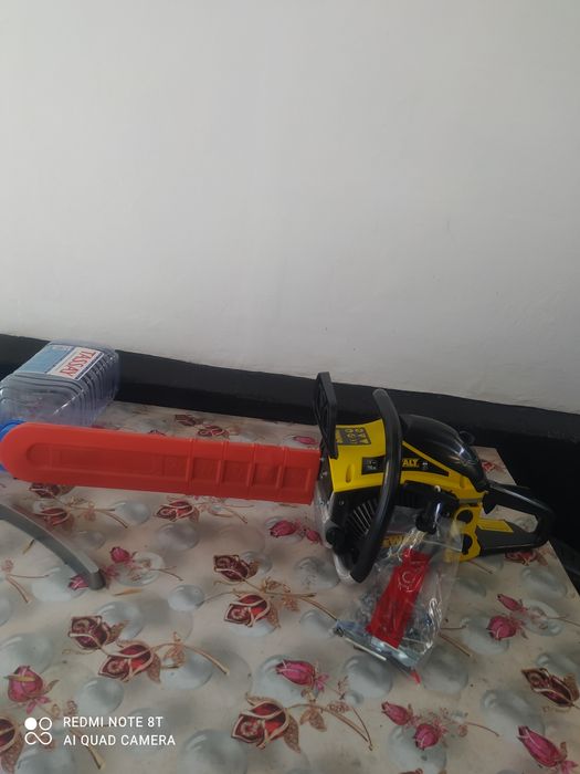 Бензиновый генератор DeWalt