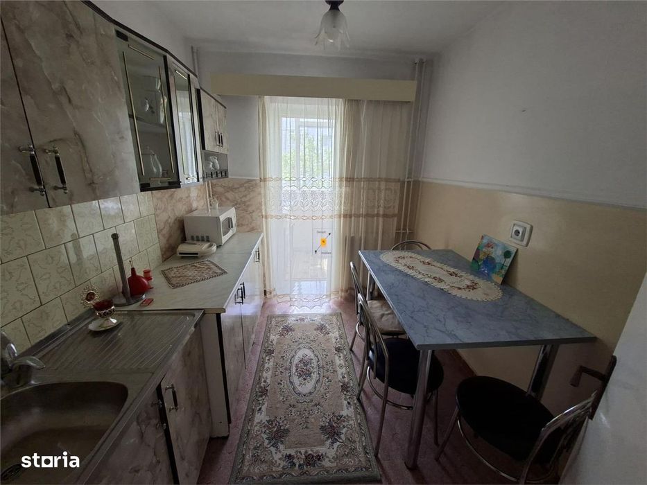 Apartament 3 camere zona Cantacuzino-Paltinis