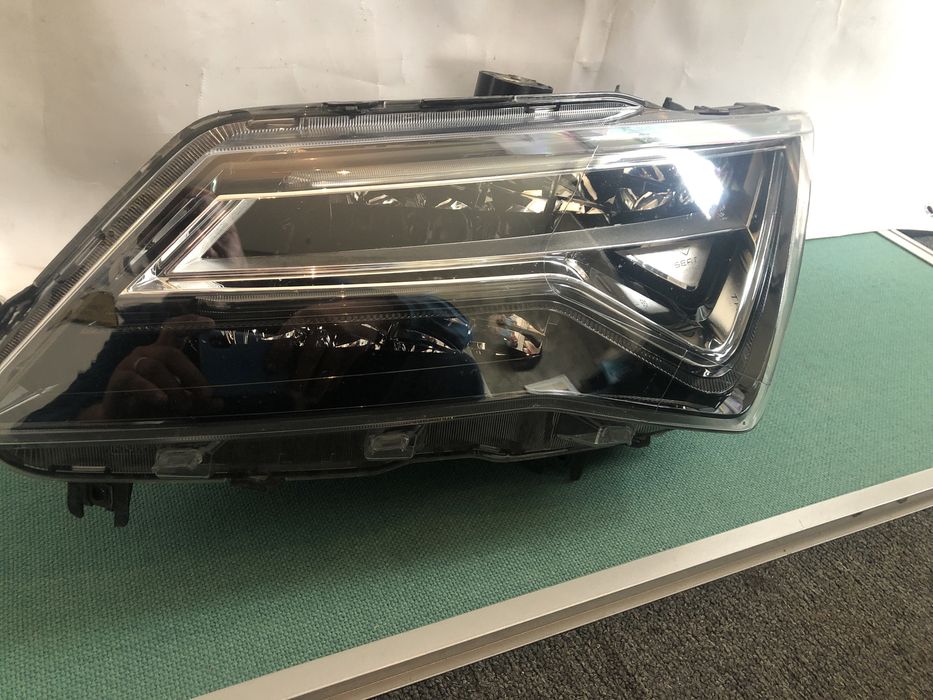 Far stanga Seat Ateca full led