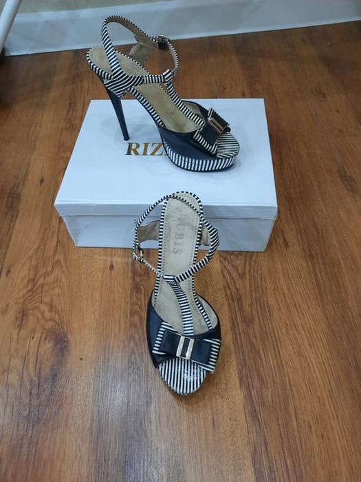 Женские туфли    .