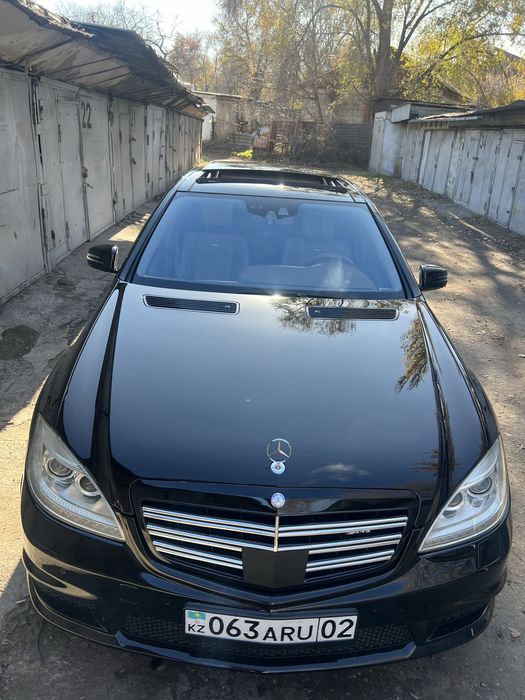 S class w221 решетка радиатора