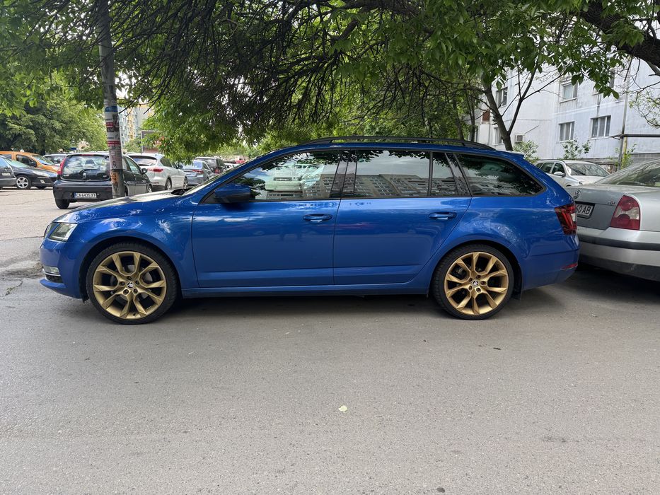 Skoda 5x112 et51 7.5J19-ки 225/35/19