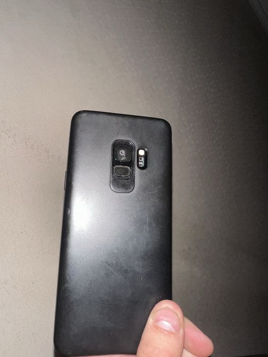 продам S9+ Samsung Galaxy