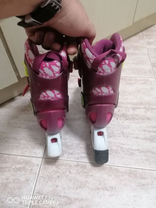 Продавам момичешки ролери OXELO