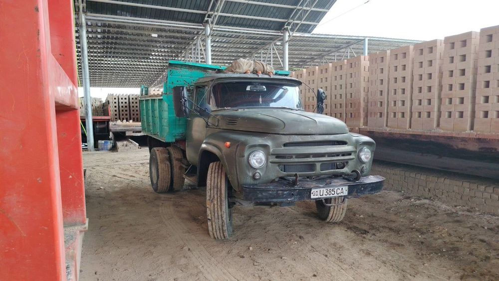 Zil sotiladi yili sal eskiro