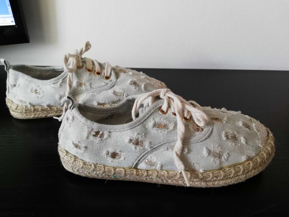 Tenisi albastri cu sclipici 33/34 (21 cm)