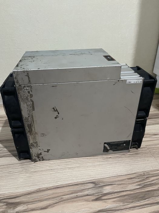 Antminer S19 95 TH/s (В идеальном состоянии)