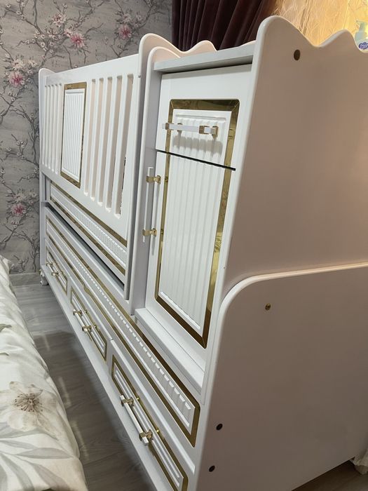 Детская кроватка с 1 года до 18 летия