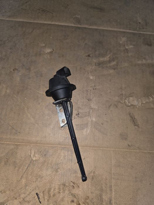 Вакуум клапан за AGR на Range Rover 2015-2019 година