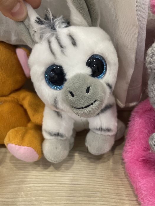 игрушки! отдам за шоколадку!!