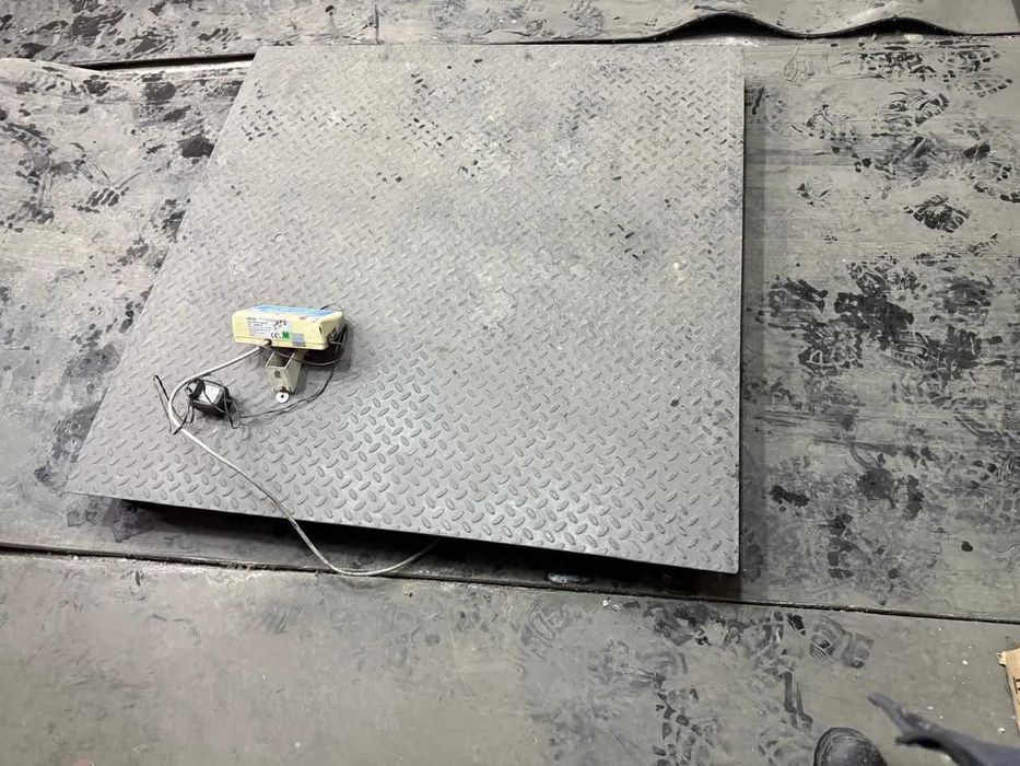 Продам Весы платформенные типа WTC/4 1500  (ОС б/у)