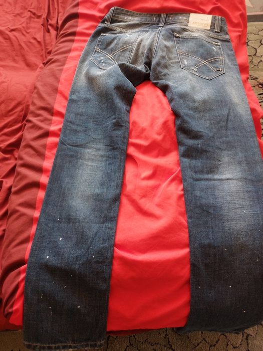 Мъжки дънки- нови