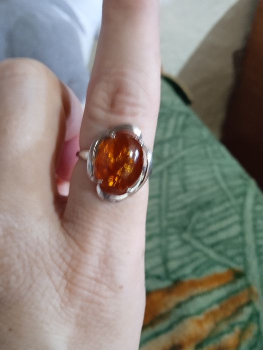 Продам кольцо серебро