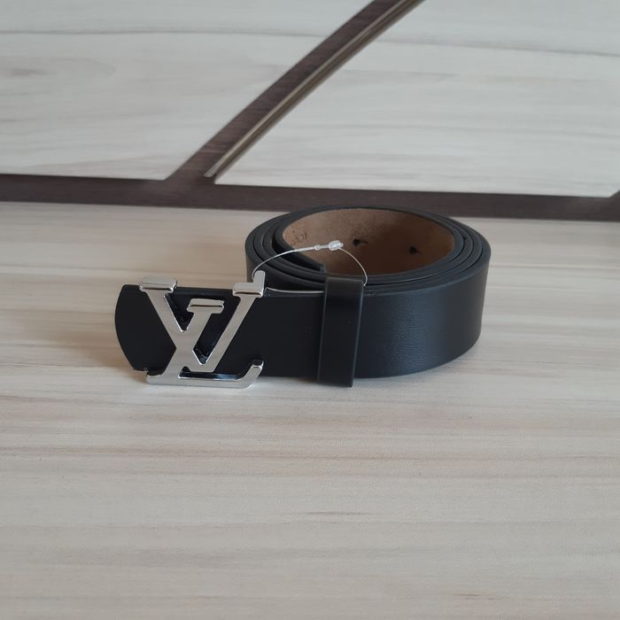 Колани Louis Vuitton