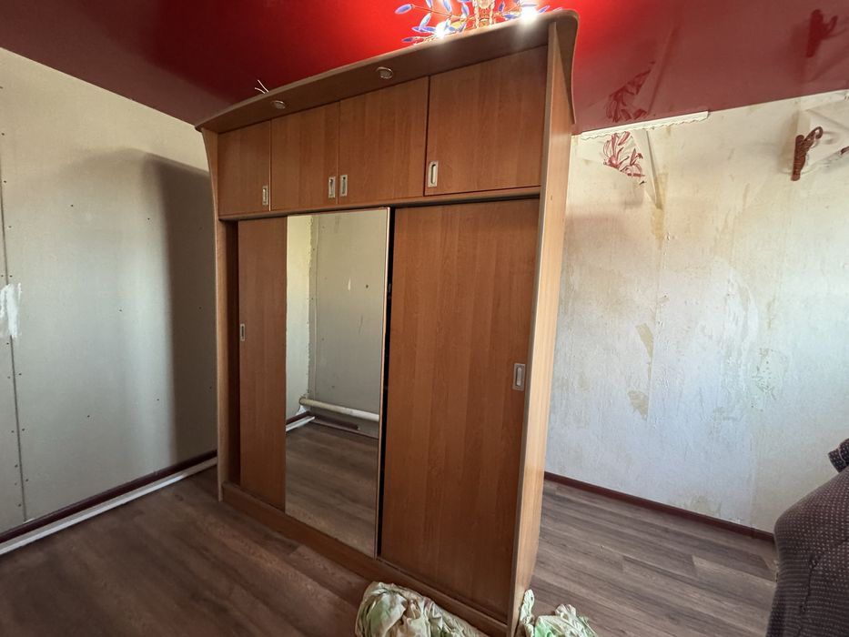 Продам шкаф купе