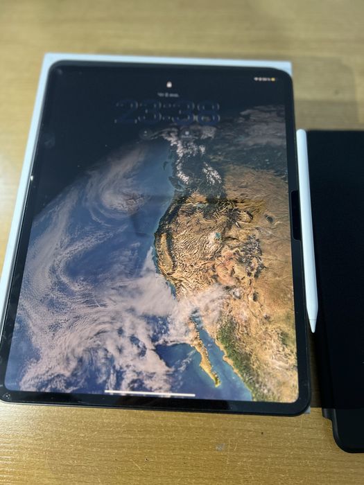 iPad Pro (13-дюймовый,М4)