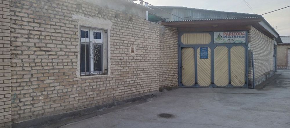 Hovli tayyor biznesi bilan sotiladi.