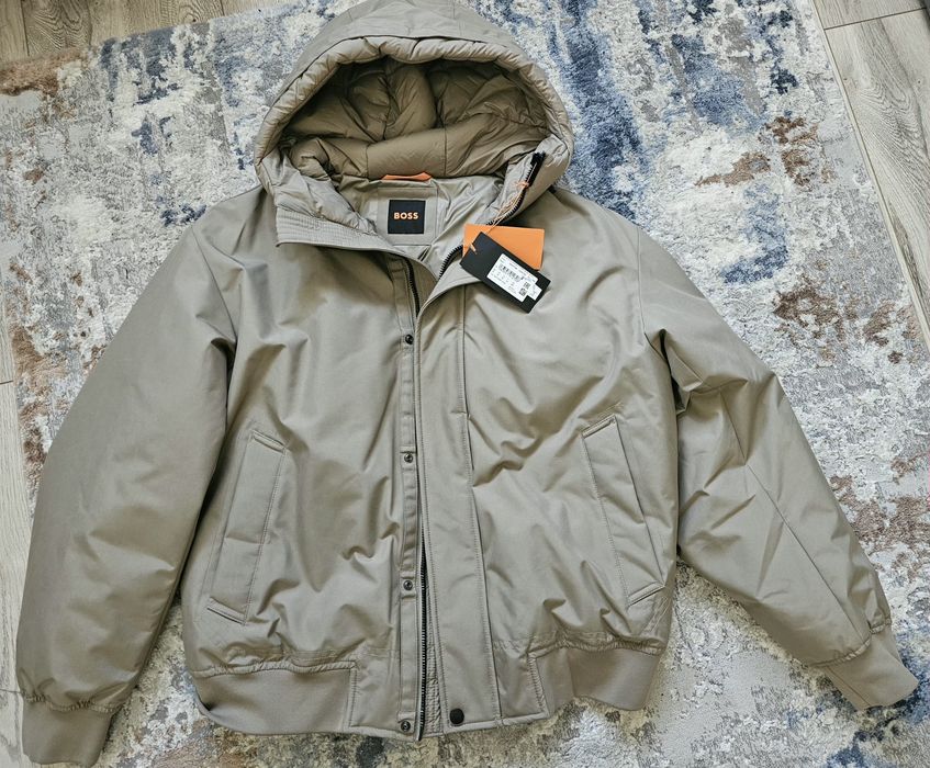 Geaca Hugo Boss  originala