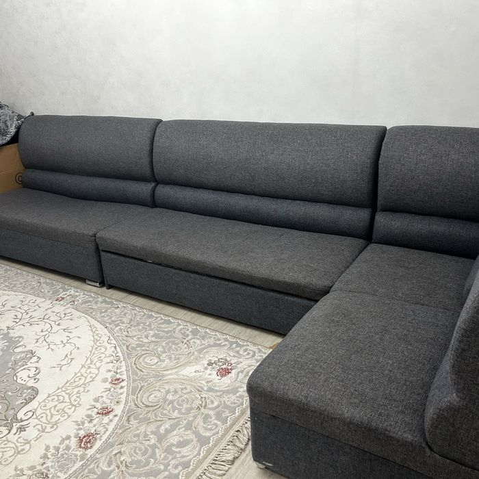 Угловой диван для гостиной