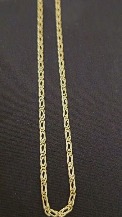 Продаю золотую красивую золотую цепочку