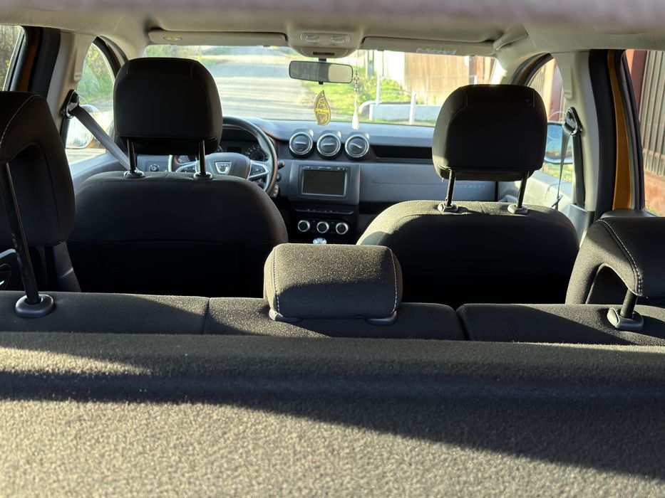 Se vinde Dacia Duster