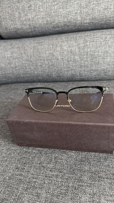 Vand rame/ochelari vedere Tom Ford TF 5799 B, stare ff buna .