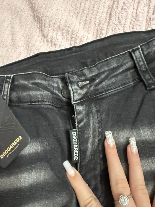 blugi dsquared2 , marimea 32 barbati