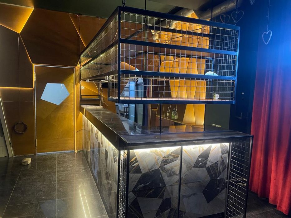 Продам люстру для кафе бара