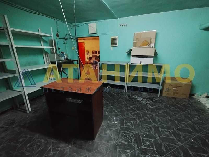 Дава се под наем Склад в София, Център - 17 кв.м за 178.5 € - Снимка #2