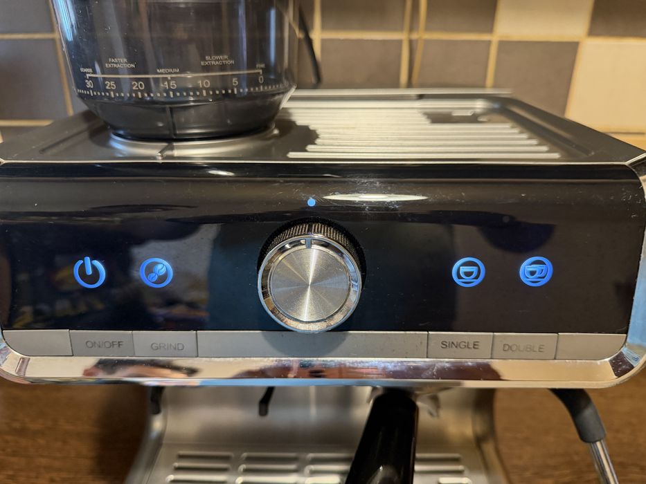 Espressor semiprofesionist barista CM5020