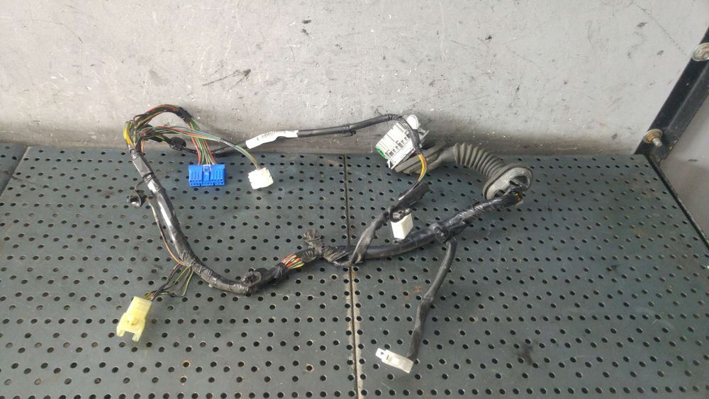 Cablaj instalatie electrica stanga fata fiat sedici 189 3675679ja1