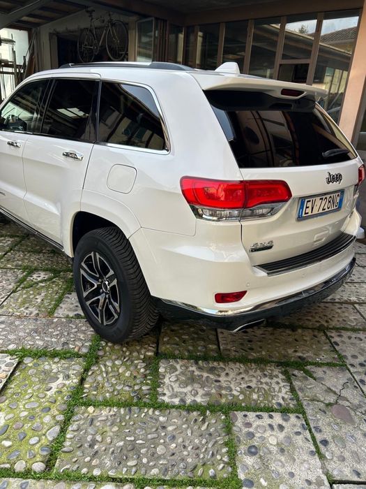 Jeep Grand Cherokee WK2 3.0 CRD Summit на части