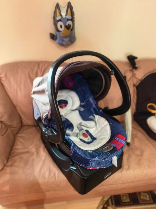 Столче за кола. Chicco