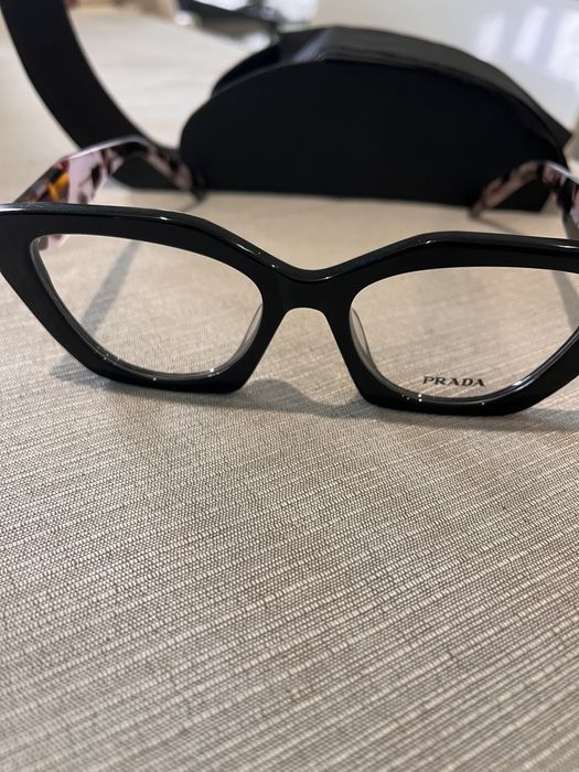 Диоптрични очила Prada