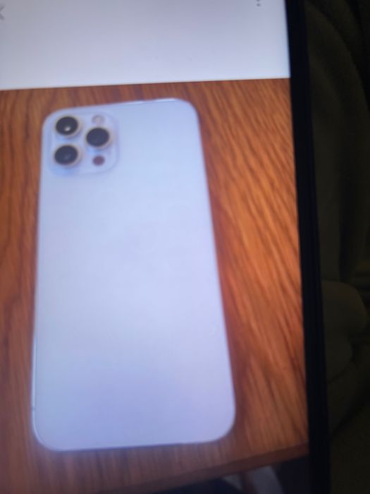 Telefon de vanzare .