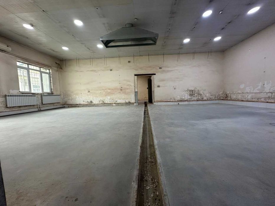 ОТ СОБСТВЕННИКА ПРОДАЕТСЯ база с офисом (под склады и прочее 10 соток)