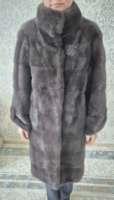 Продам норковую шубу