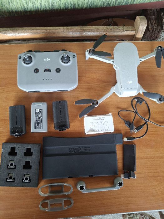 Drona dji mini 2