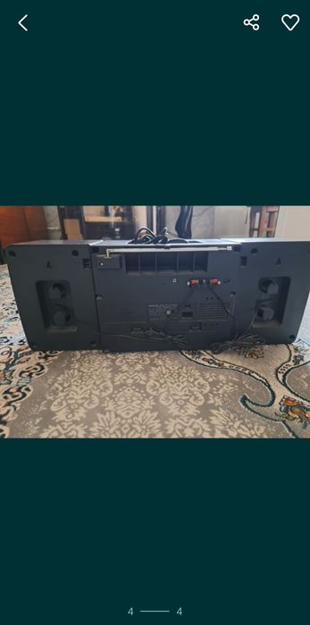 Магнитофон AIWA.