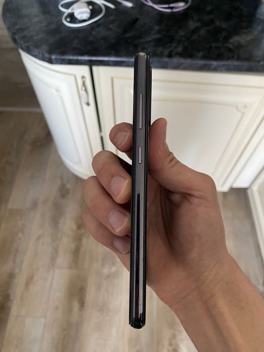 Продам Телефон Самсунг А52